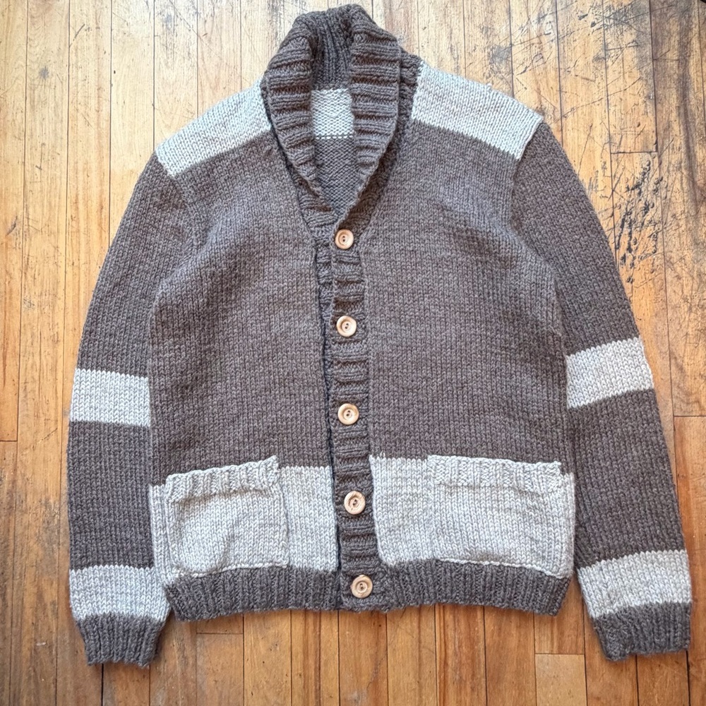 Vintage 70s buttoned cowichan style knitted sweater